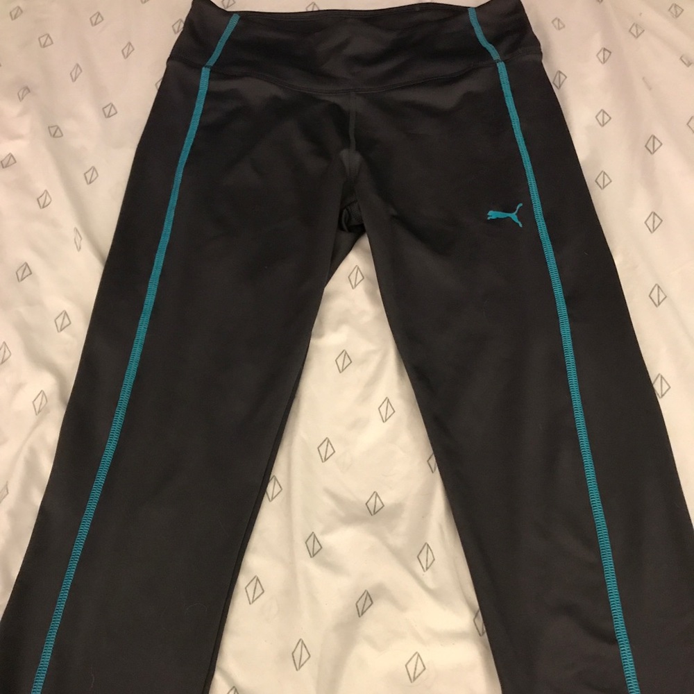 Women’s Puma dry cell cropped workout pants